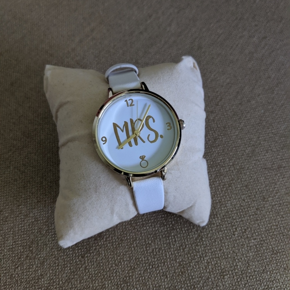 White and Gold Mrs. Watch